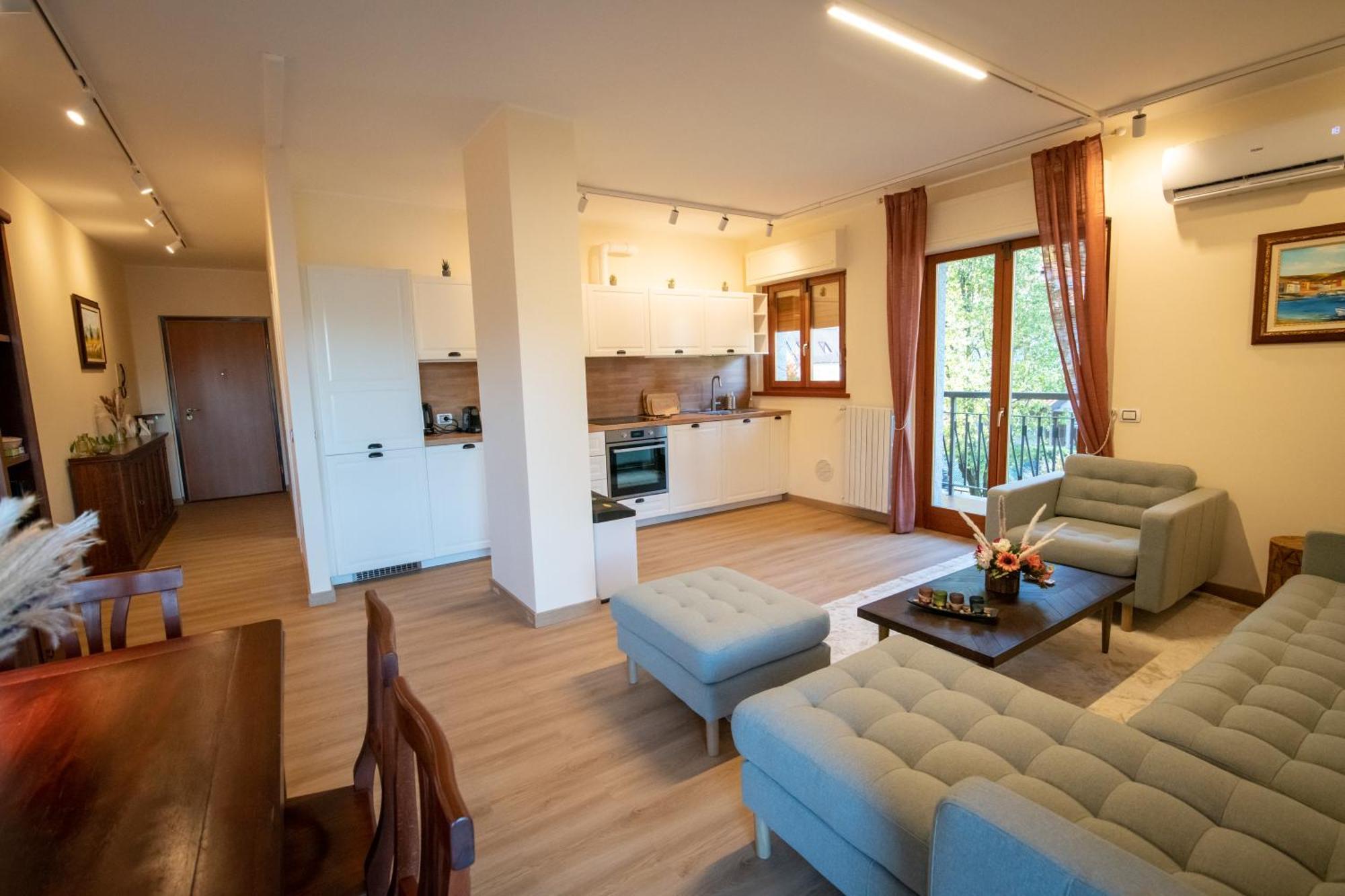 Residenza Lago Sereno Porto Ceresio Exteriér fotografie